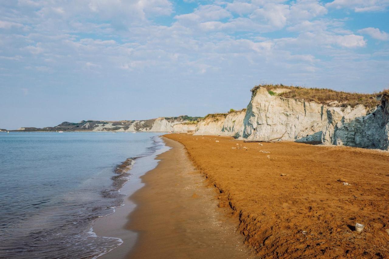 Captain Nemo Xi Beach Bagian luar foto