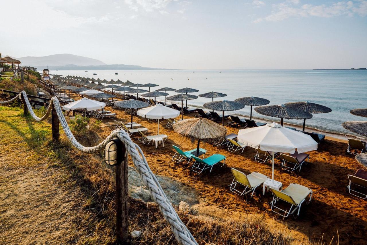 Captain Nemo Xi Beach Bagian luar foto